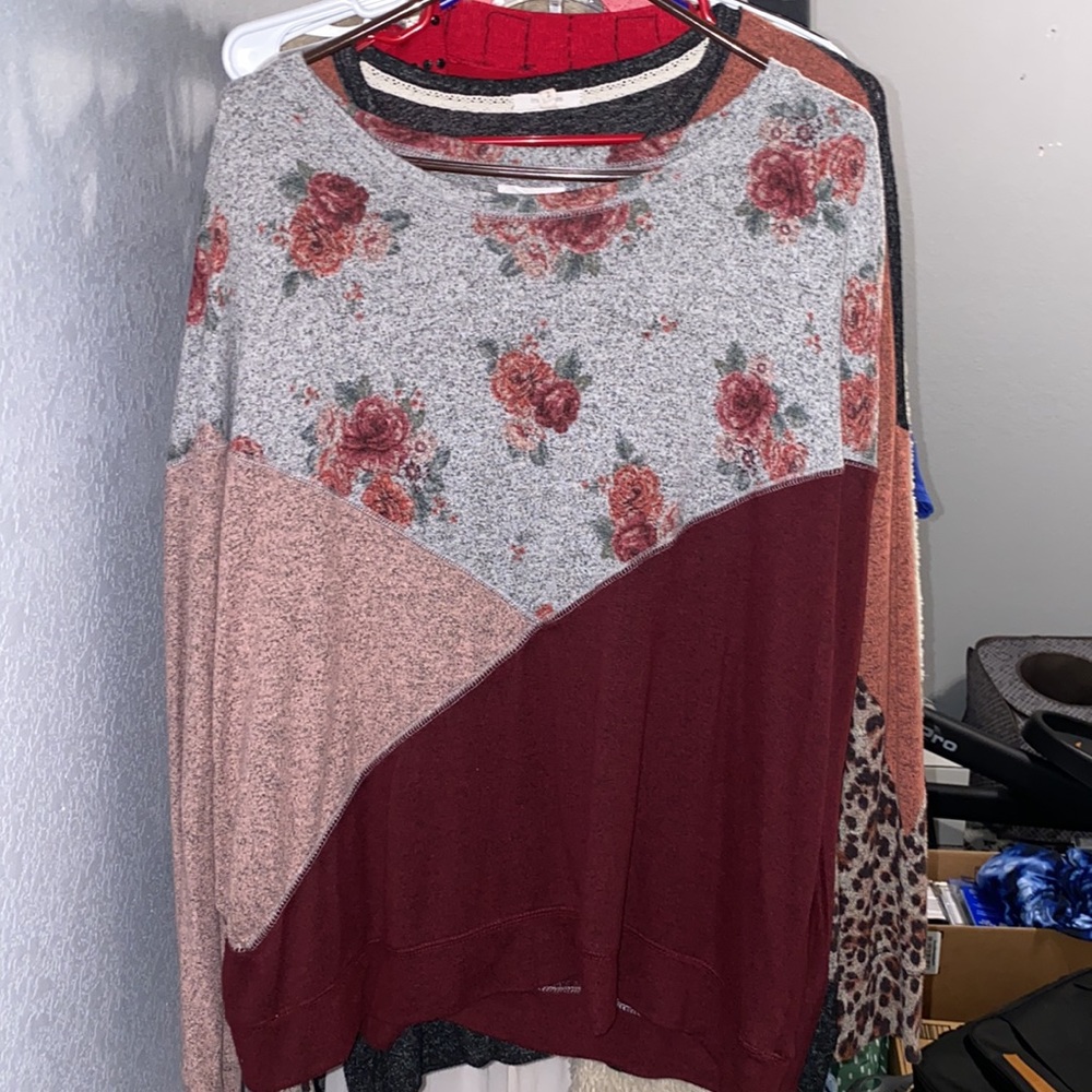 Multicolored/floral top